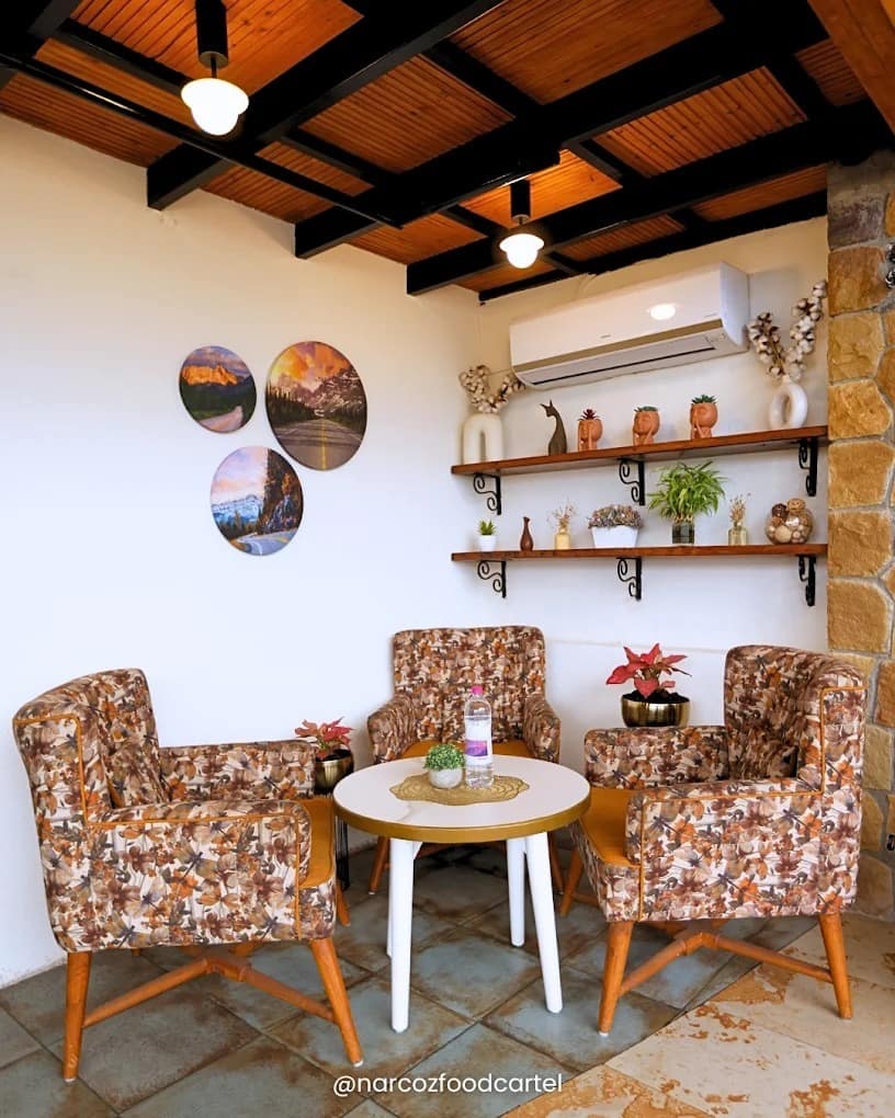 Narcoz cozy seating corner