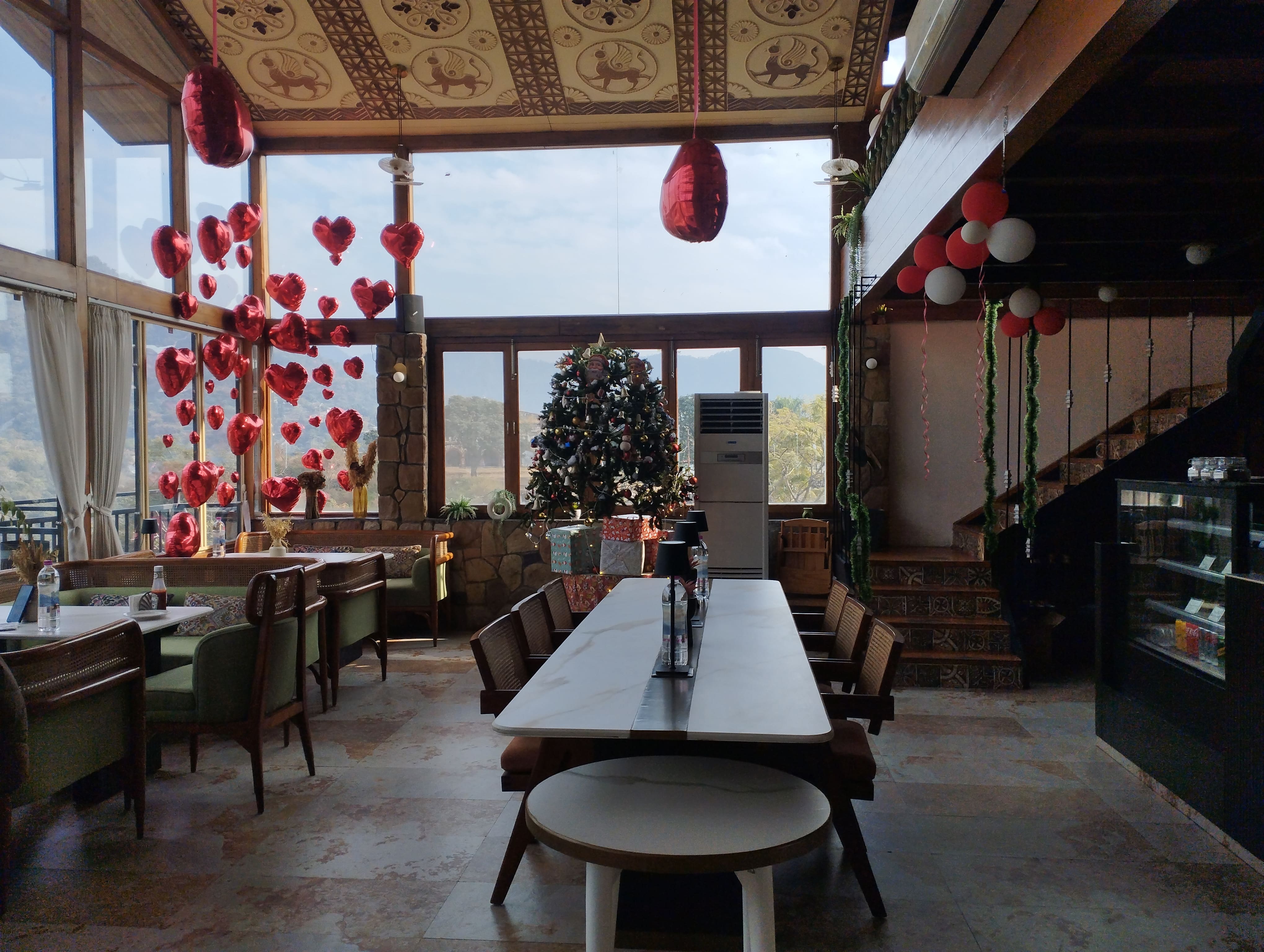 Narcoz mountain view interior with floor-to-ceiling glass